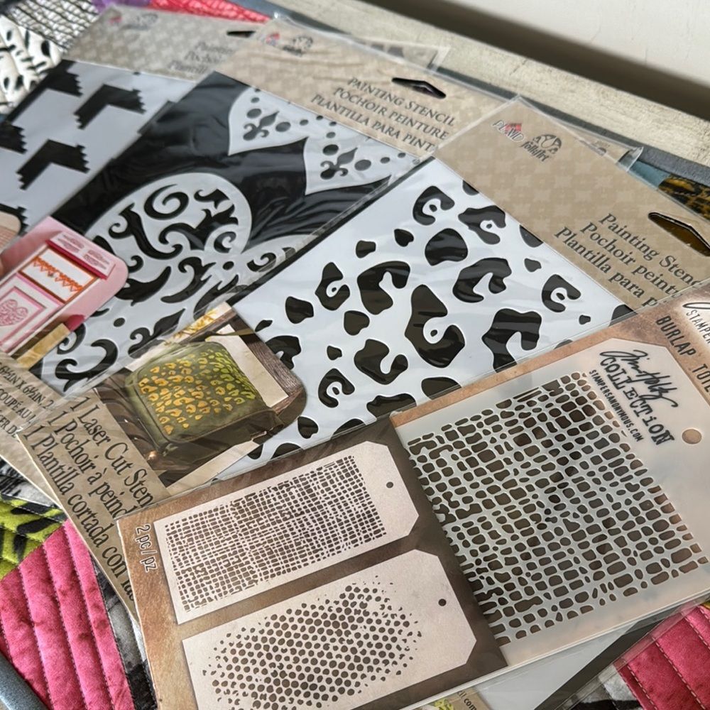 Craft Stencil Set with Animal Prints and Patterns NWT - Picture 2 of 10